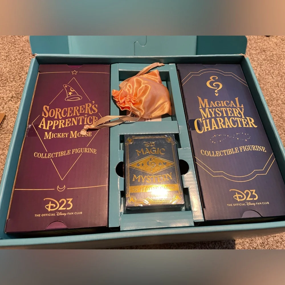 NEW Disney D23 2024 Gold Member Membership Gift - Picture 3 of 9